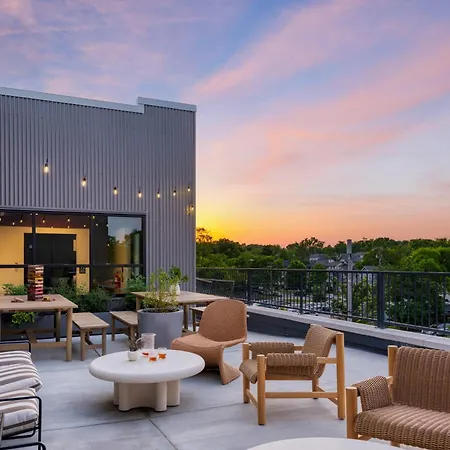 4 Units 16 Guests New 12 South Hotel Rooftop Courtyard The Gilmore-2