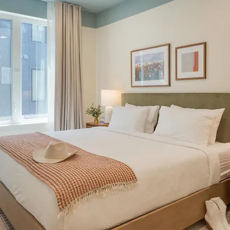 4 Units 16 Guests New 12 South Hotel Rooftop Courtyard The Gilmore-3
